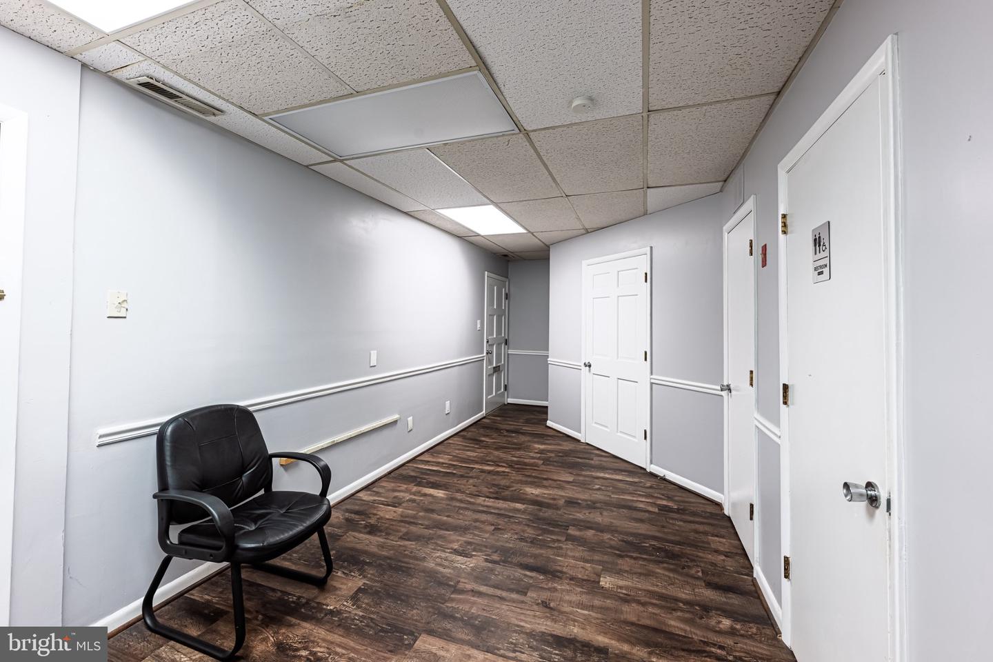211 S King St #B — photo