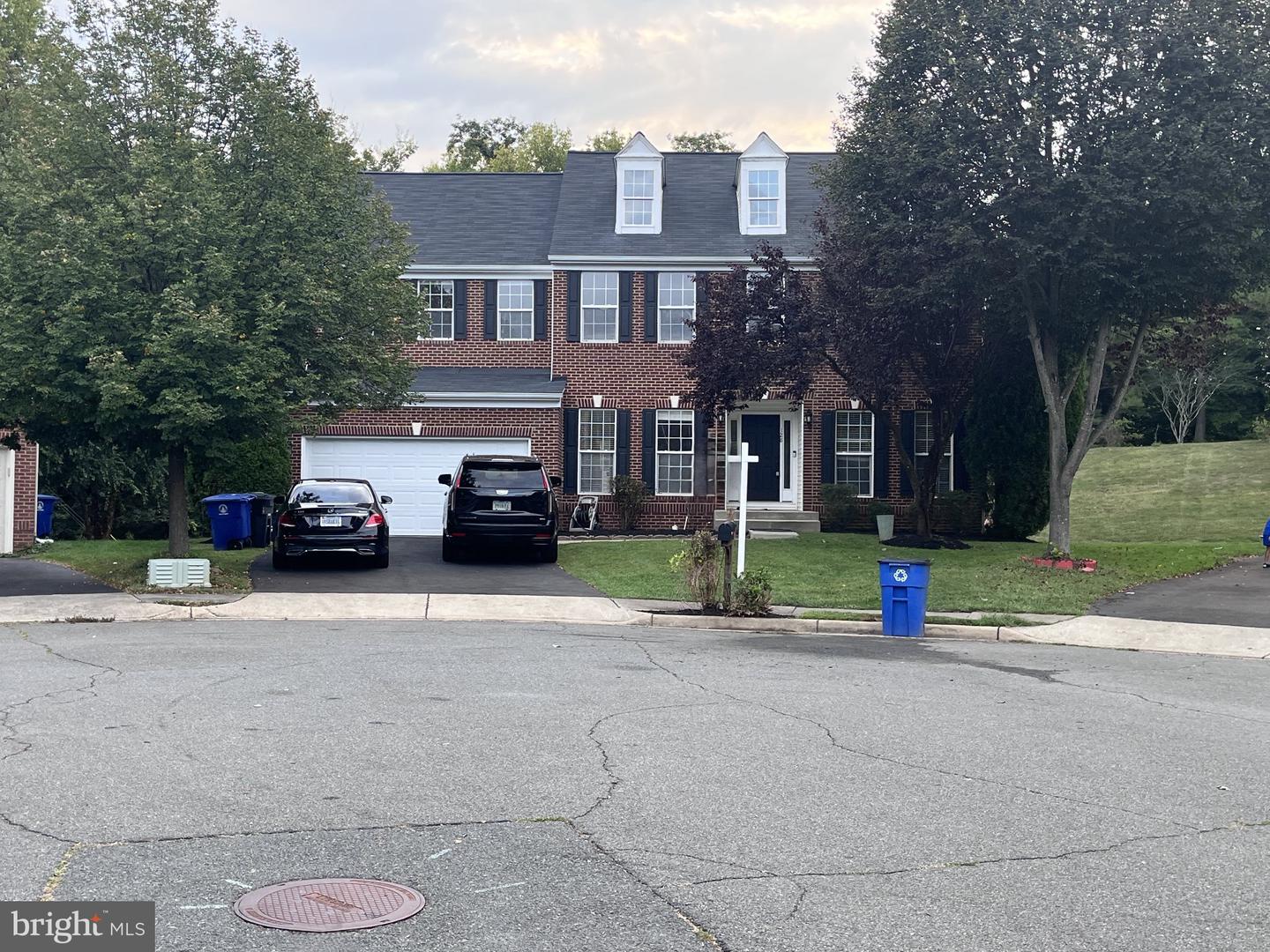 128 Max Ct SE — photo