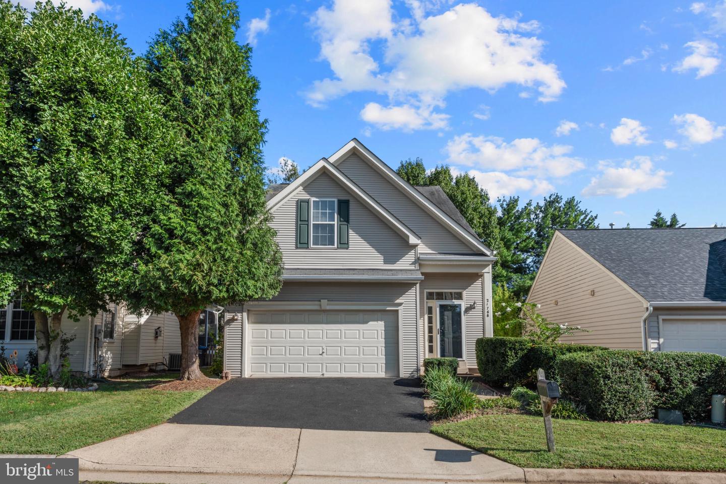 21768 Tottenham Hale Ct — photo