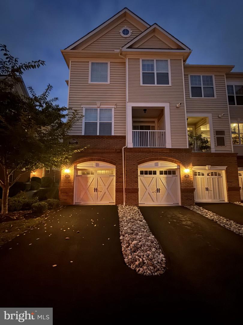23286 Southdown Manor Ter #105 — photo