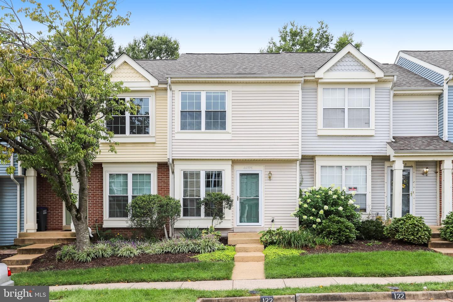 46775 Macaw Sq — photo