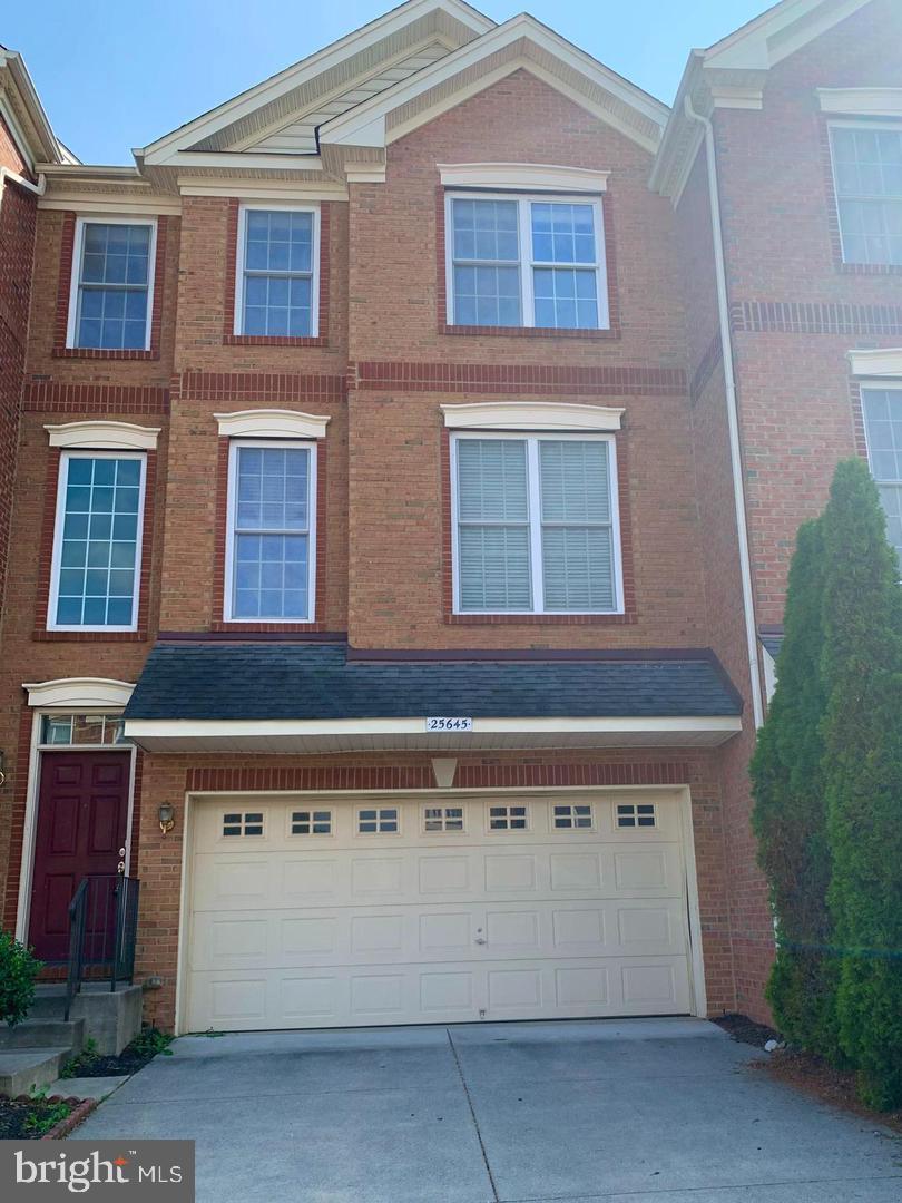 25645 America Sq — photo