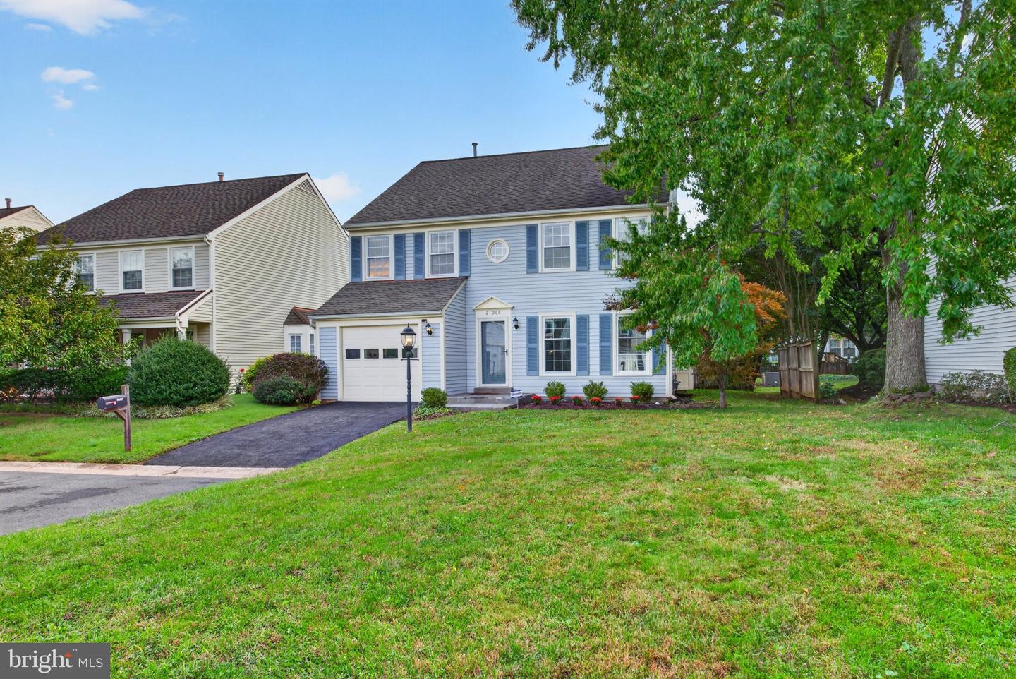 21066 Danbury Ct — photo