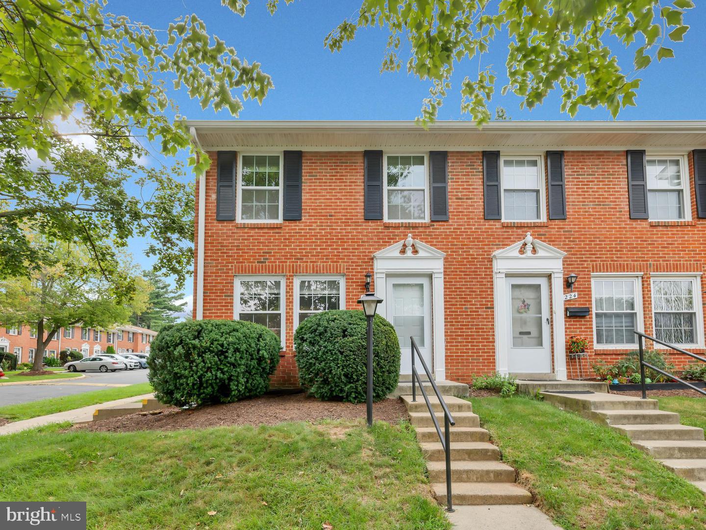 226 N Auburn Dr — photo
