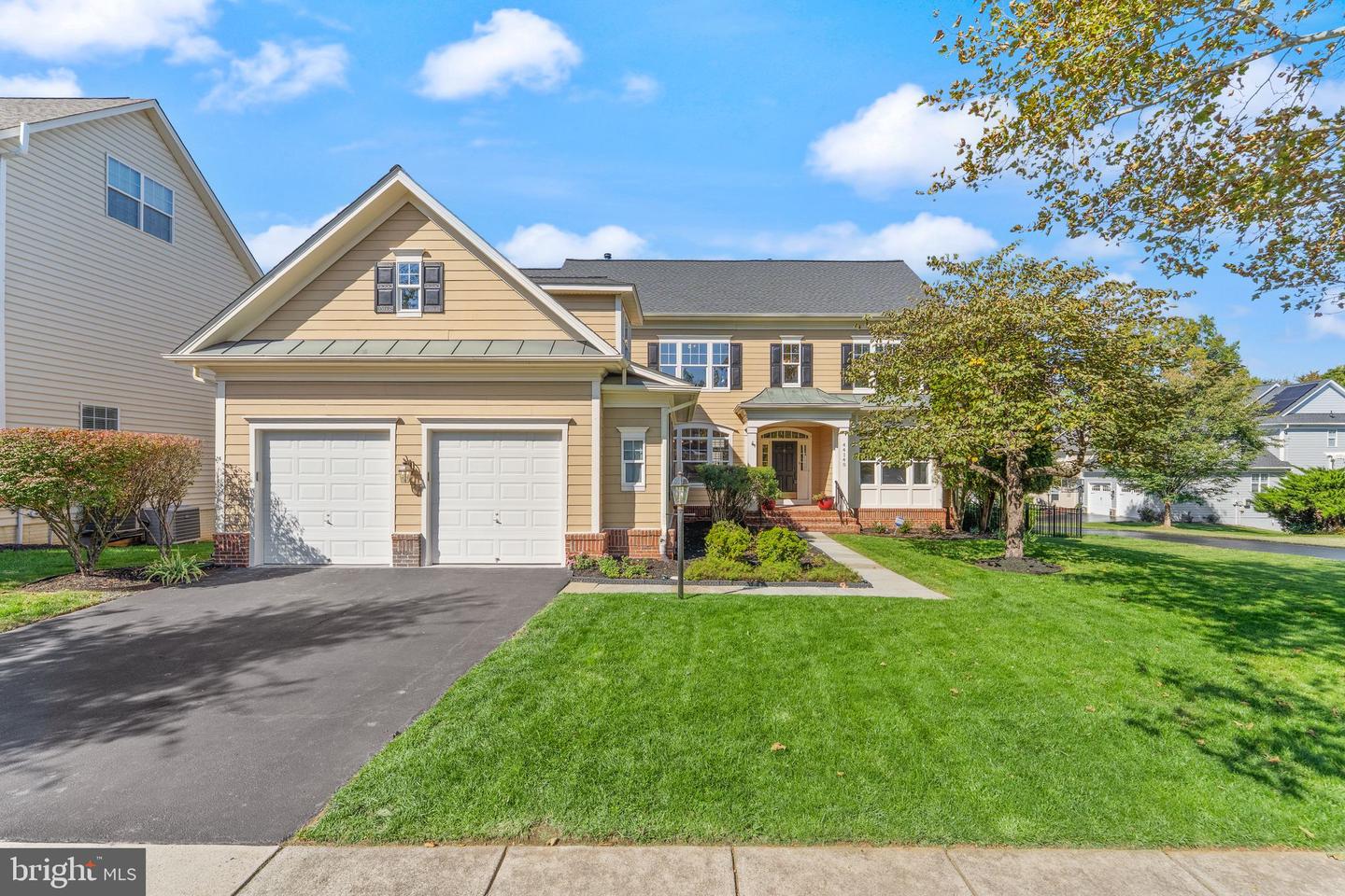 44140 Riverpoint Dr — photo