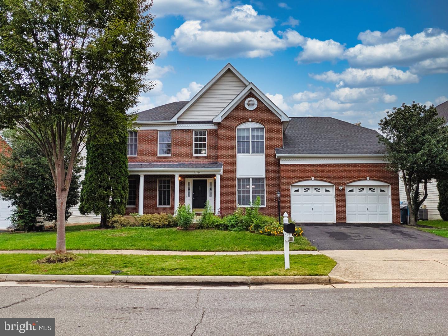 25484 25484 Carrington Dr — photo