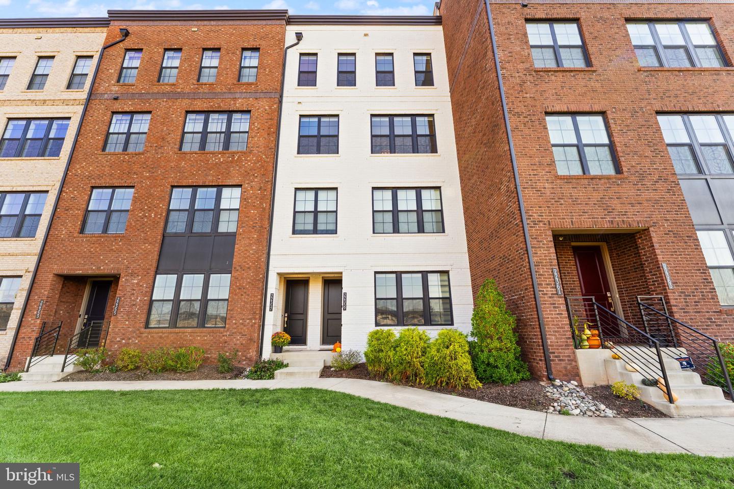 22357 Roanoke Rise Ter — photo