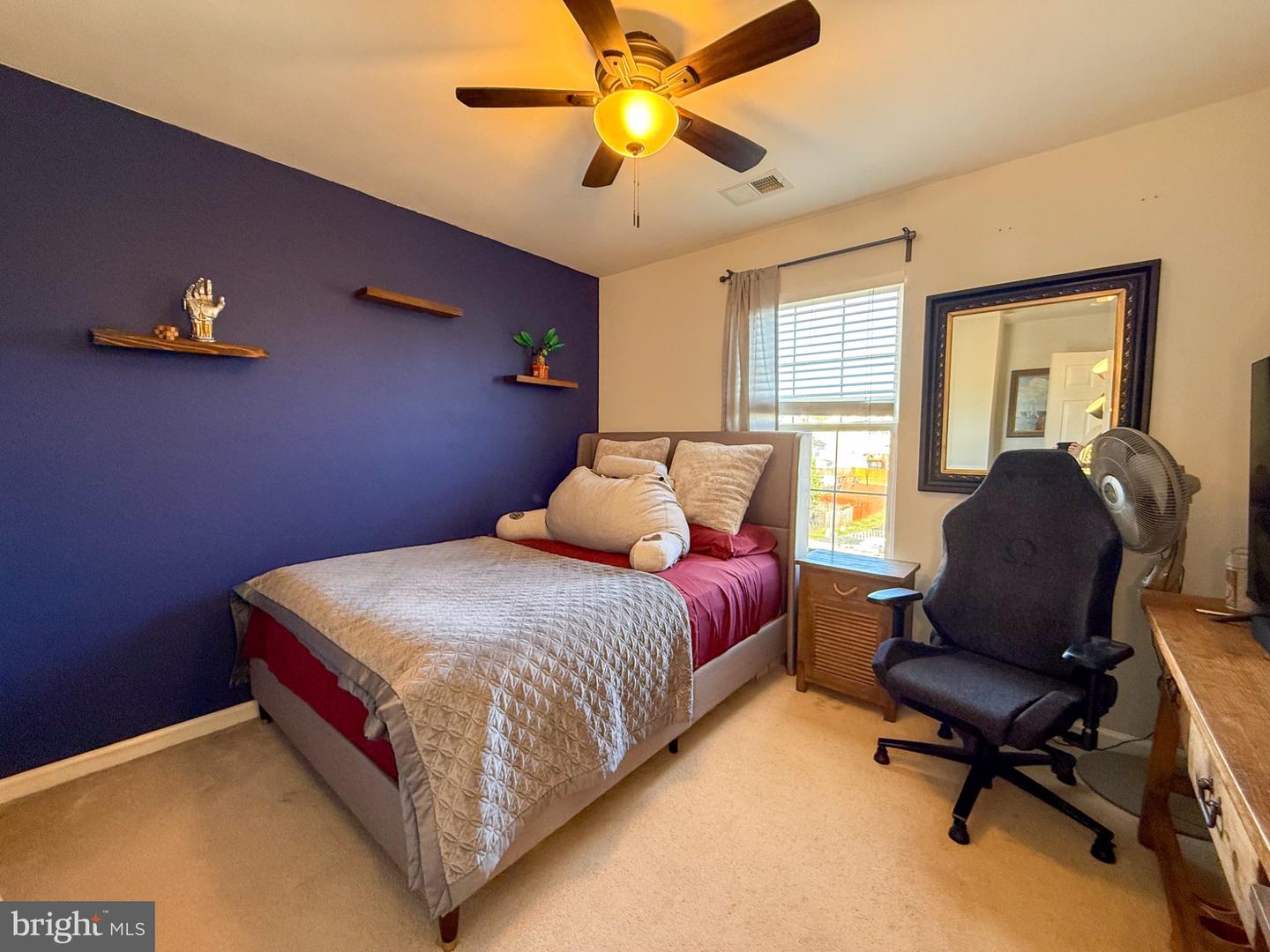 285 Golden Larch Ter NE — photo