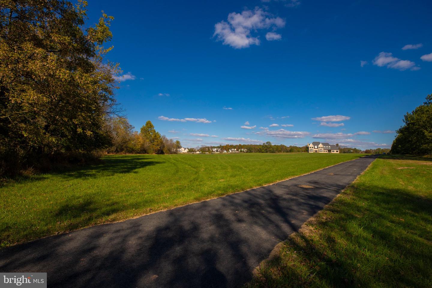 15028 Merritt Farm Ln — photo