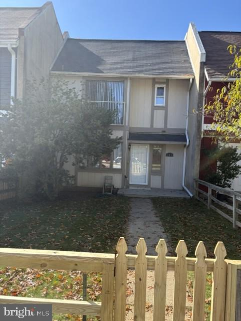 117 Meadows Ln NE — photo