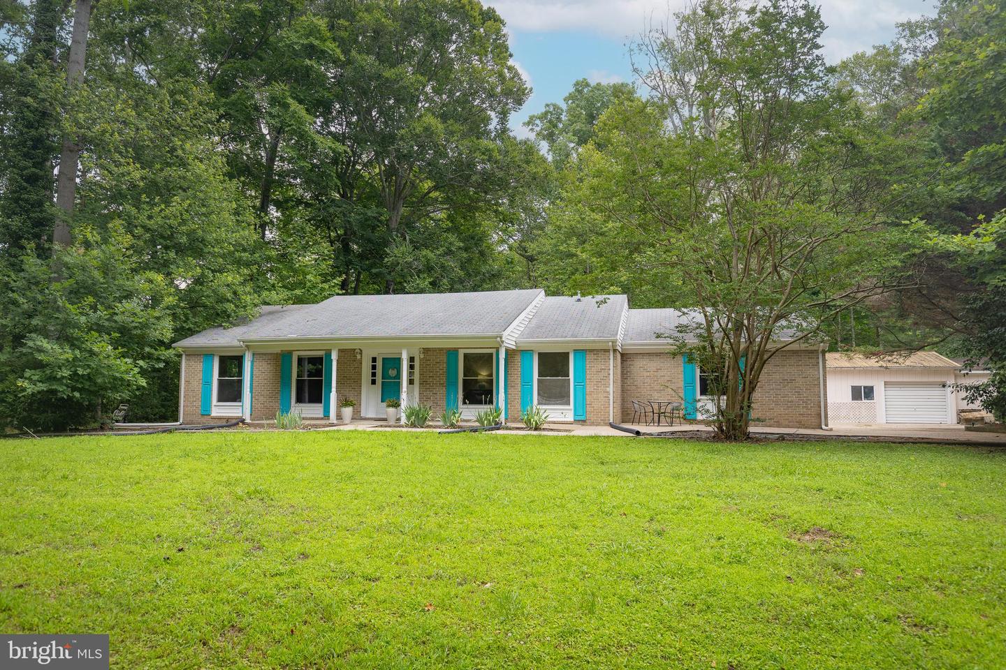 17 Wesley Ter — photo