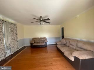1701 Edmunds St — photo