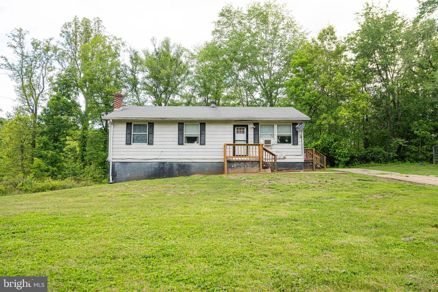 64 Burnt Tree Way — photo