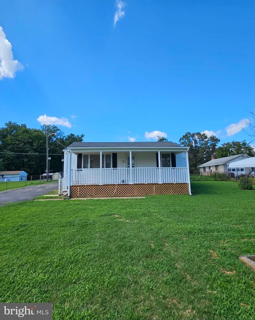 1457 Oak Park Rd — photo