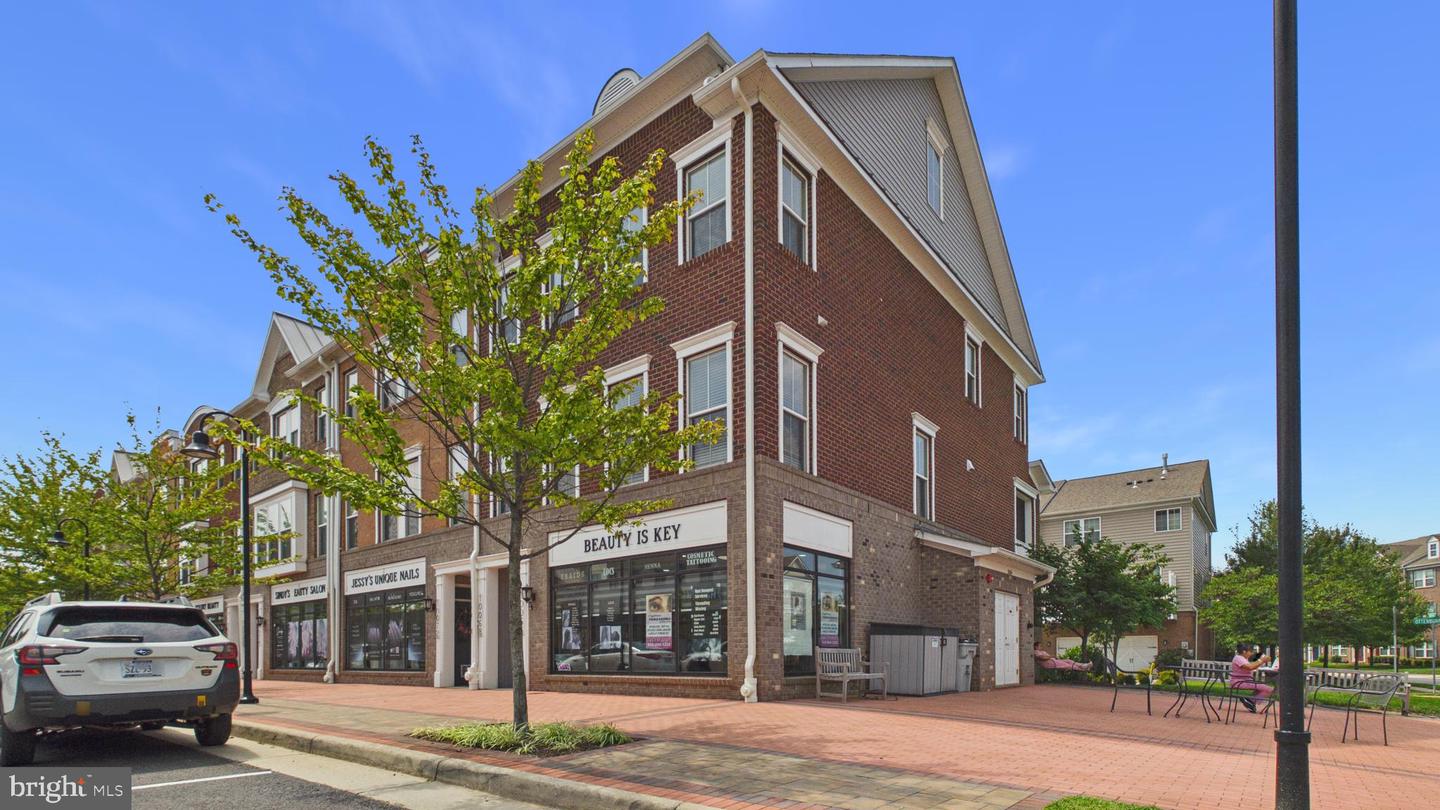 10068 Market St — photo