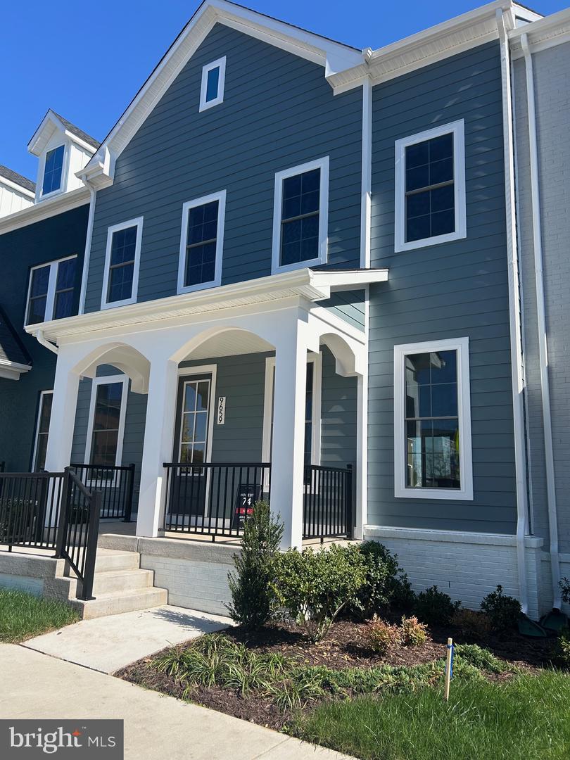 9659 Grant Ave — photo