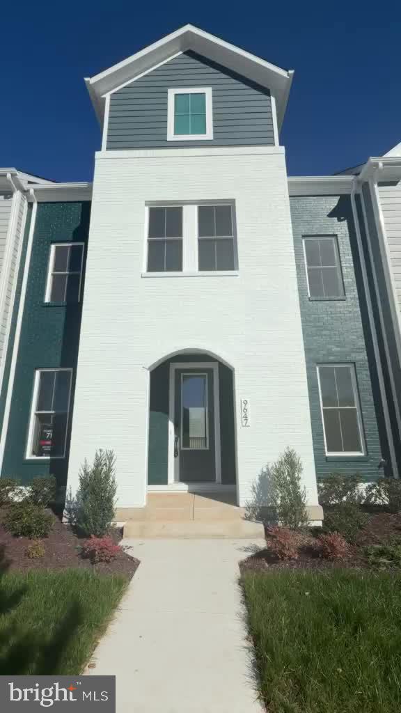 9647 Grant Ave — photo