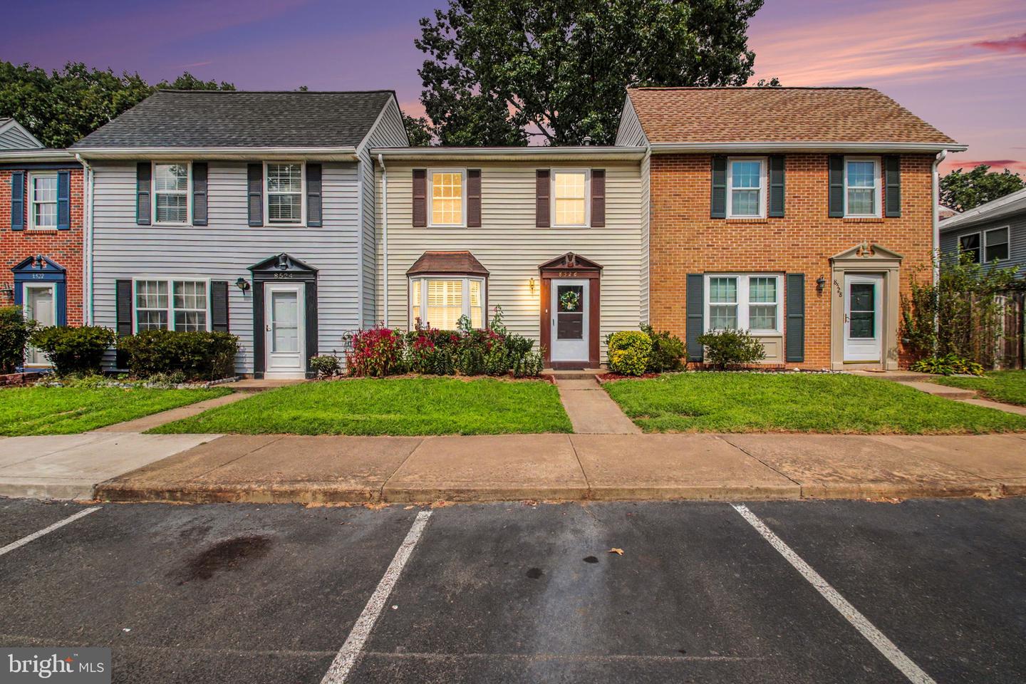 8526 Englewood Ct — photo