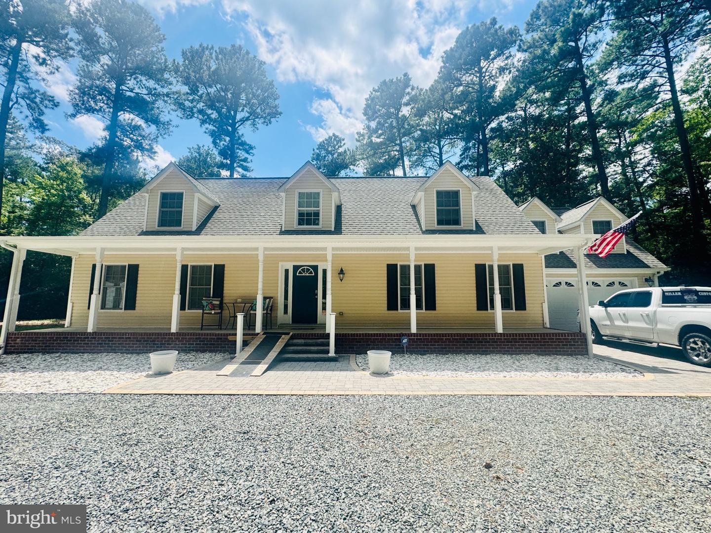 90 Shell Ct — photo