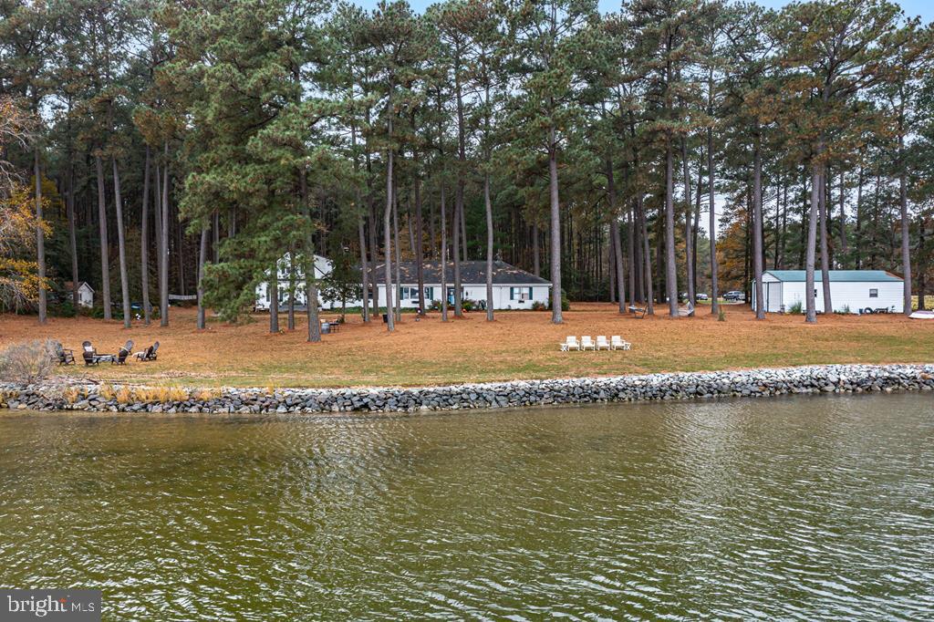 405 Courtney Ln — photo