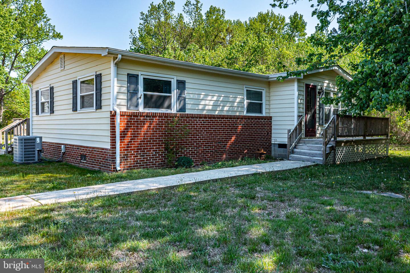 529 Taylors Beach Rd — photo
