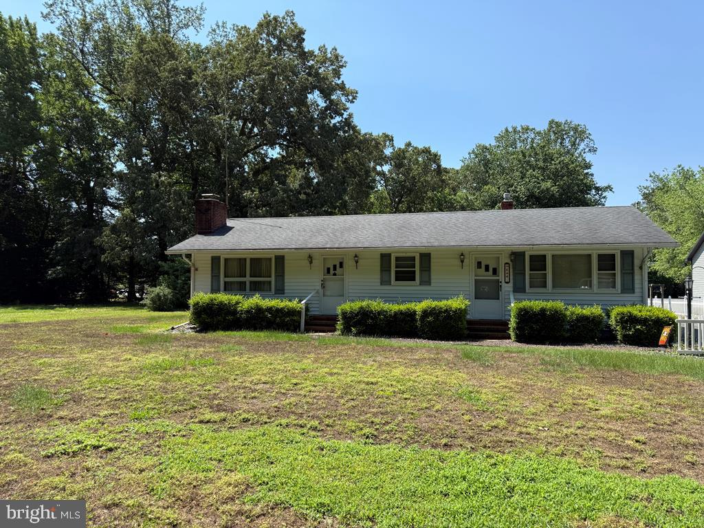 664 Sandy Point Rd — photo