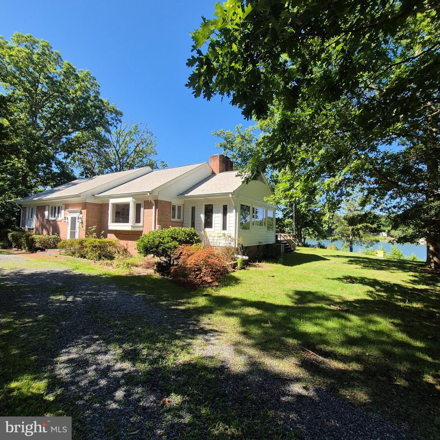 559 Lee Dale Dr — photo