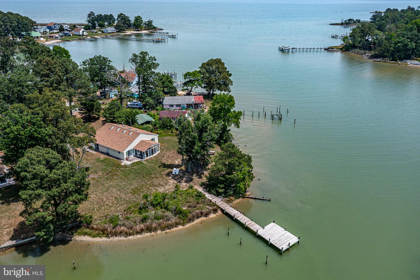 96 Potomac Shore Dr — photo