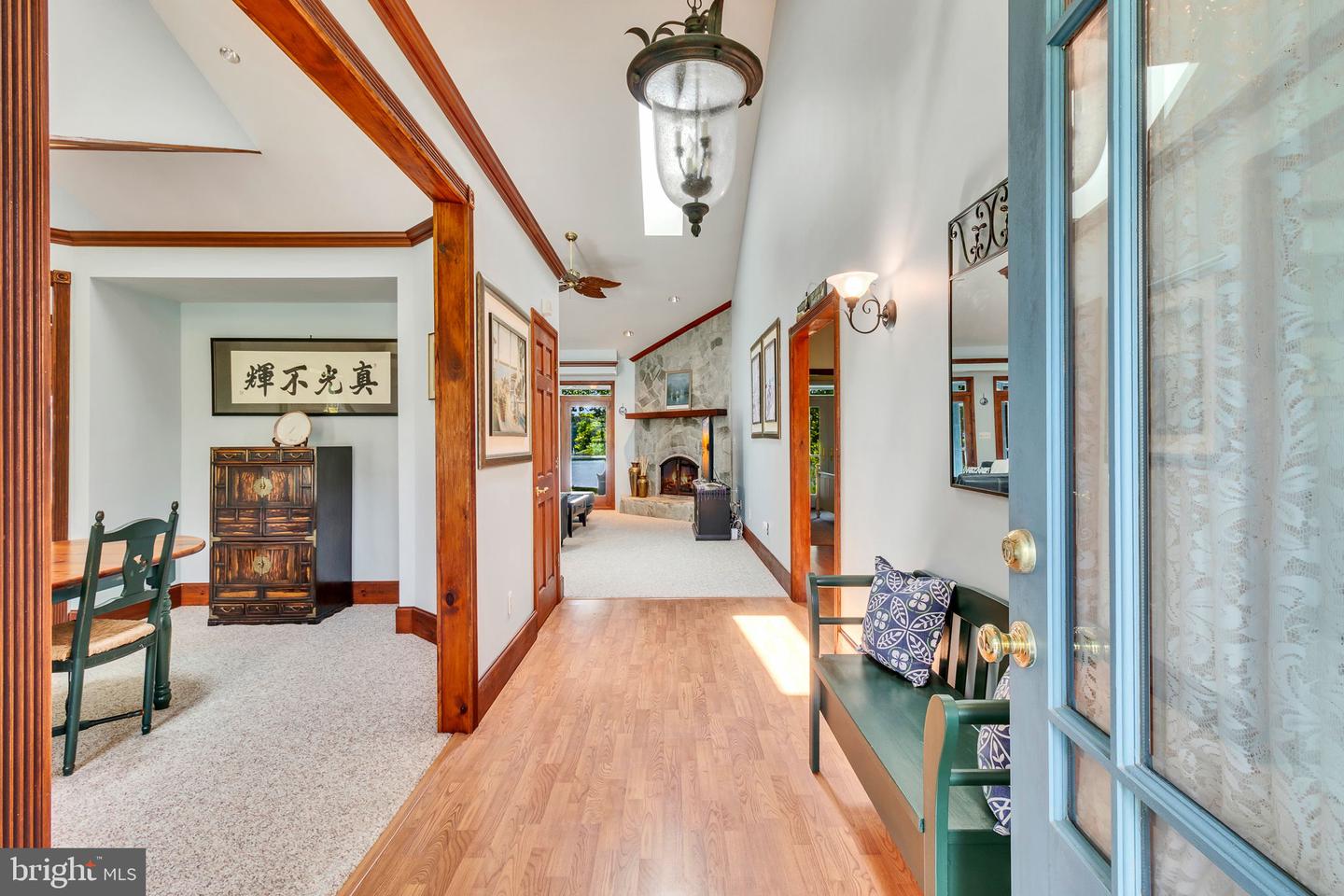 578 Twin Harbor Rd — photo