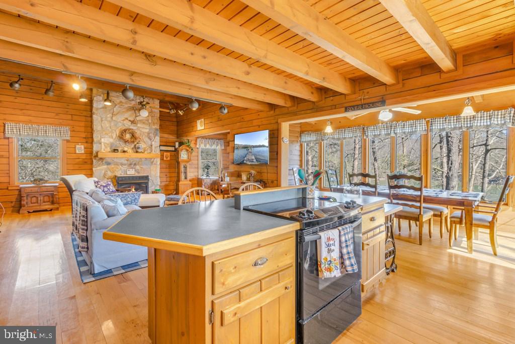 97 Overlook Ln — photo