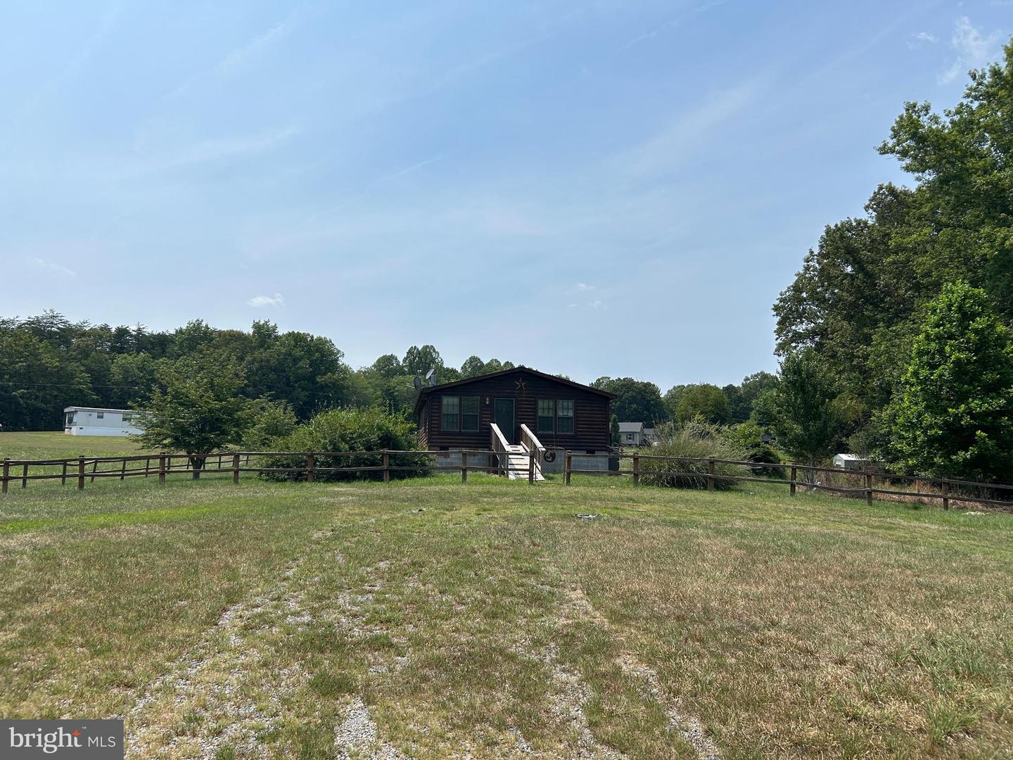 23221 Independence Rd — photo