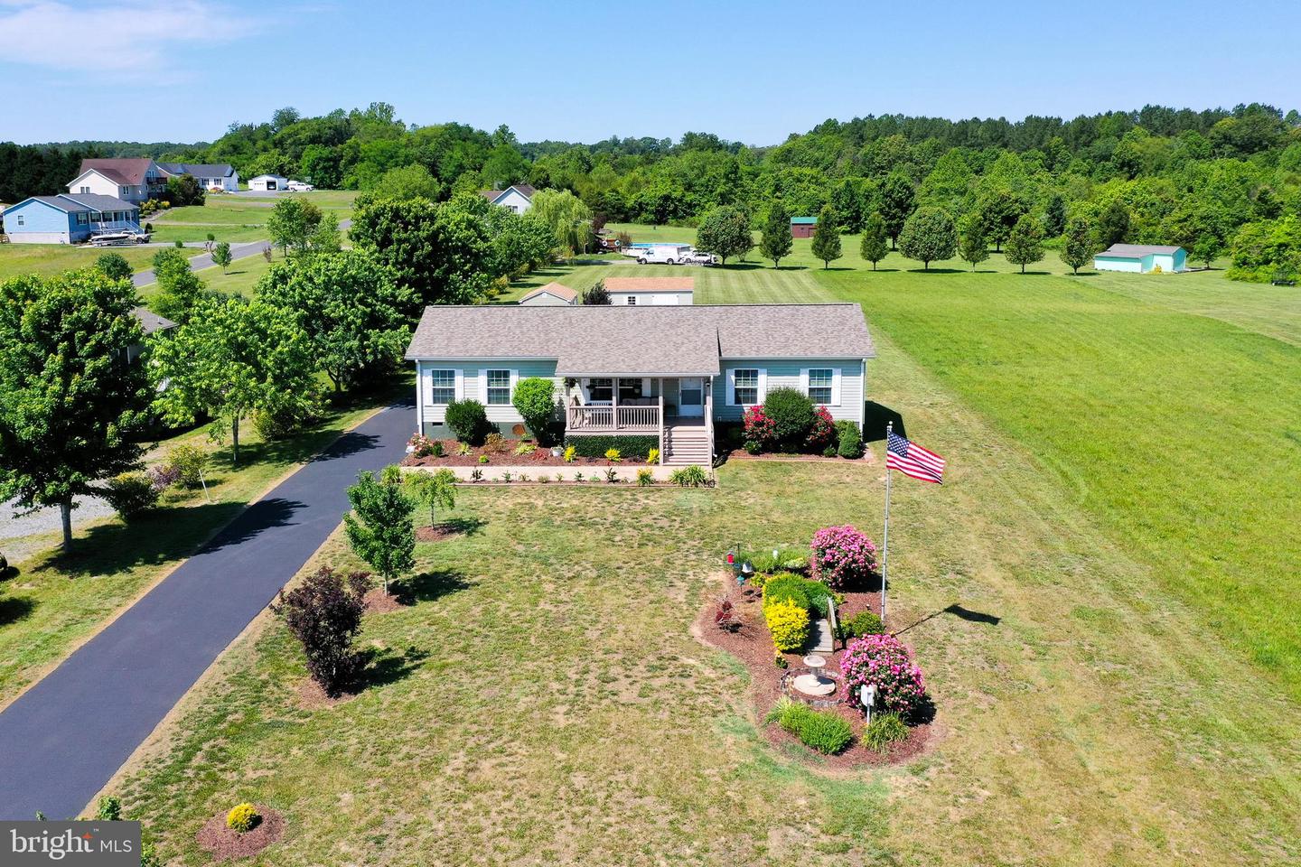 26476 Pennfields Dr — photo