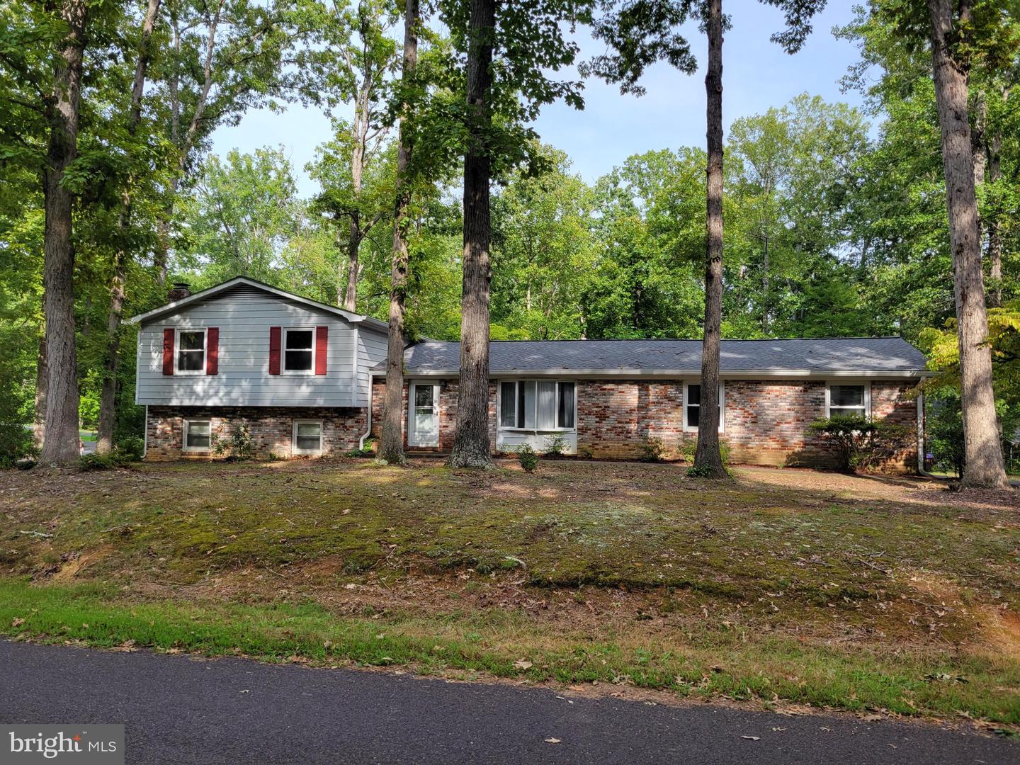 101 Silver Spring Dr — photo