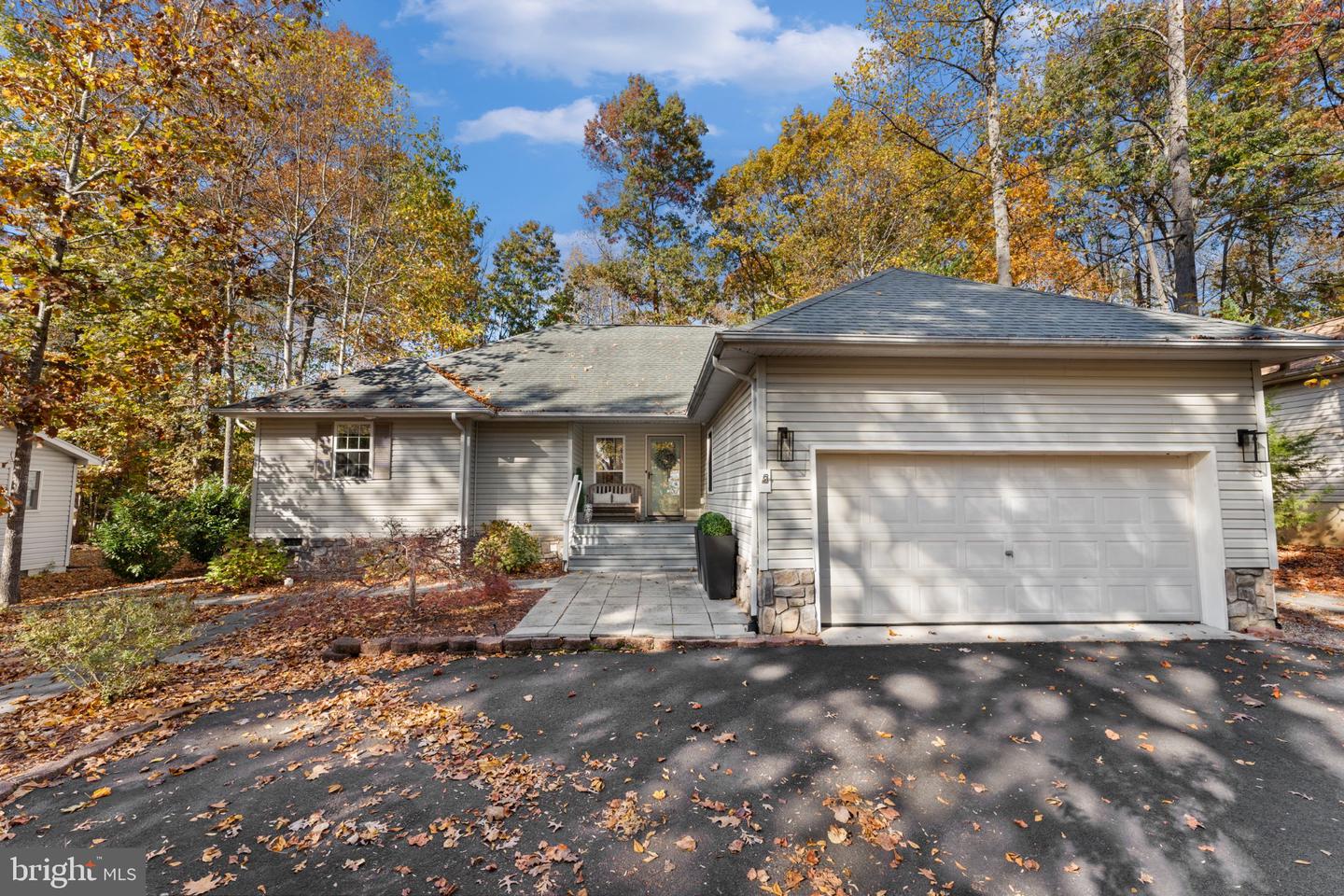 214 Monument Road, Locust Grove, VA 22508 — photo 2