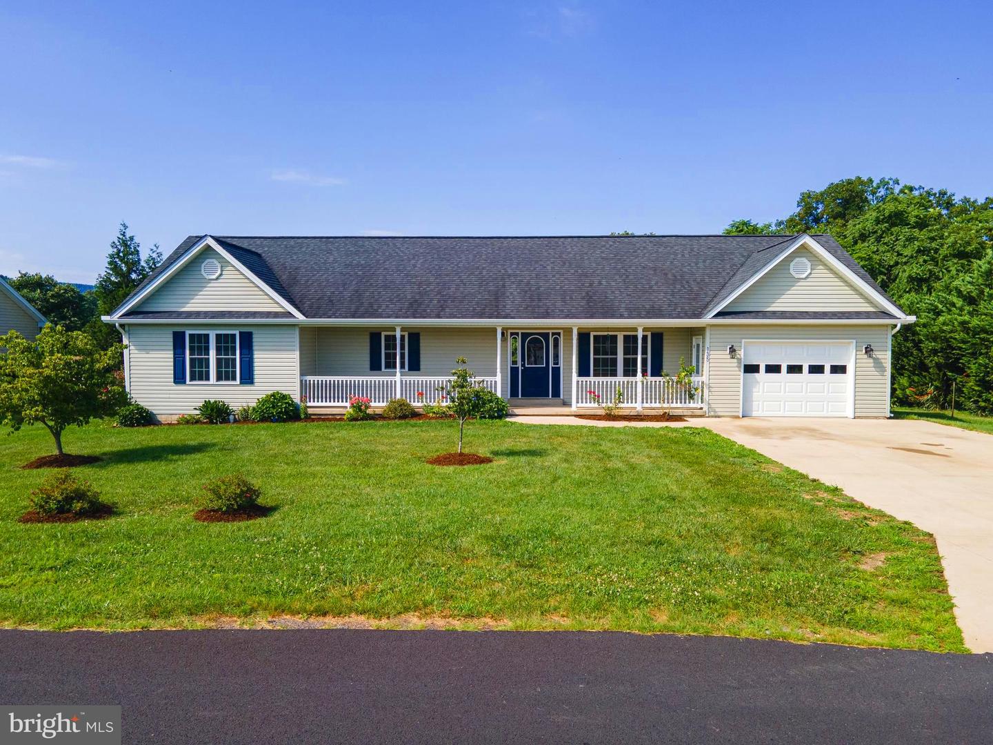 135 Leola Loop — photo