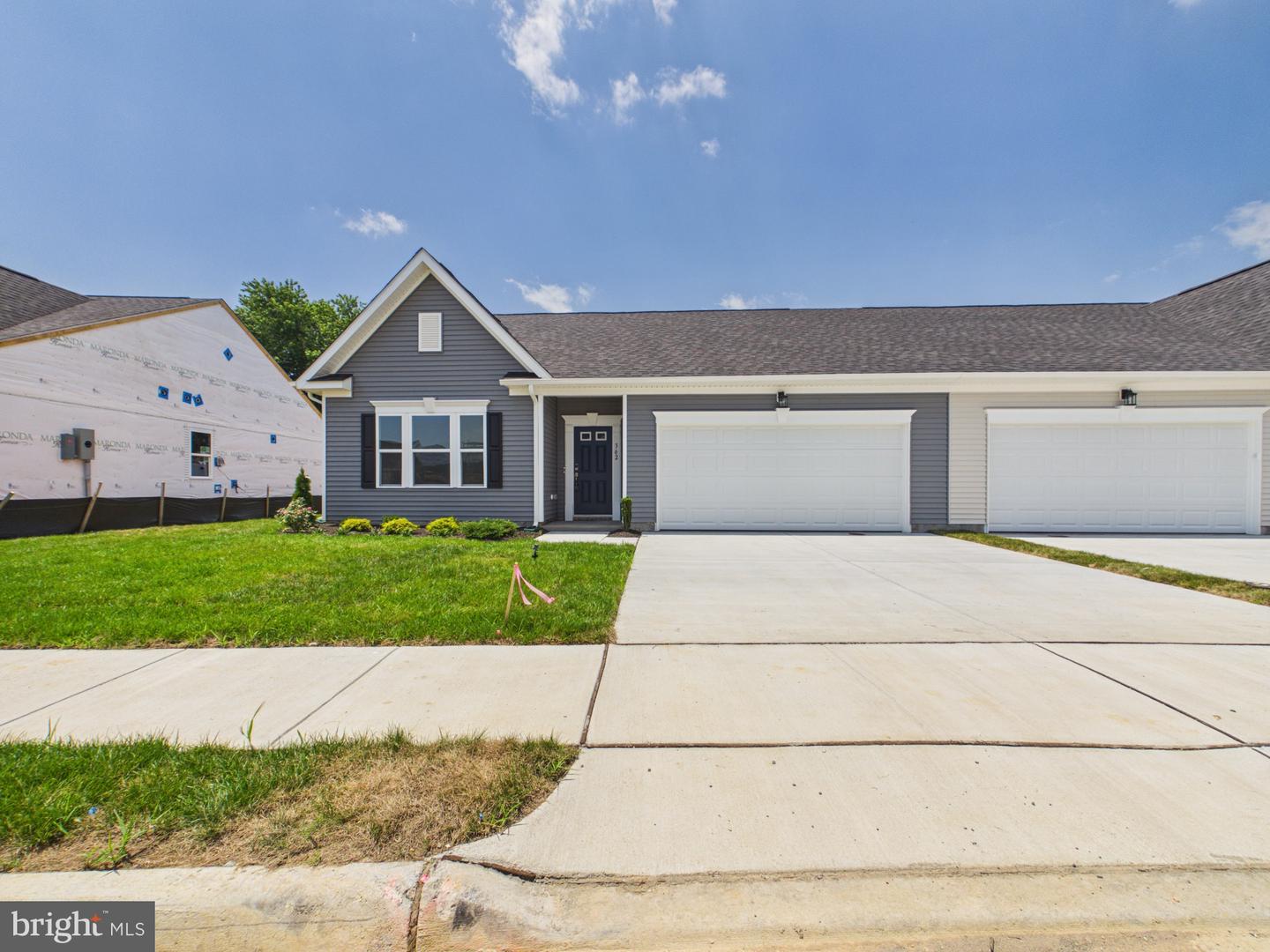362 Baker Dr — photo