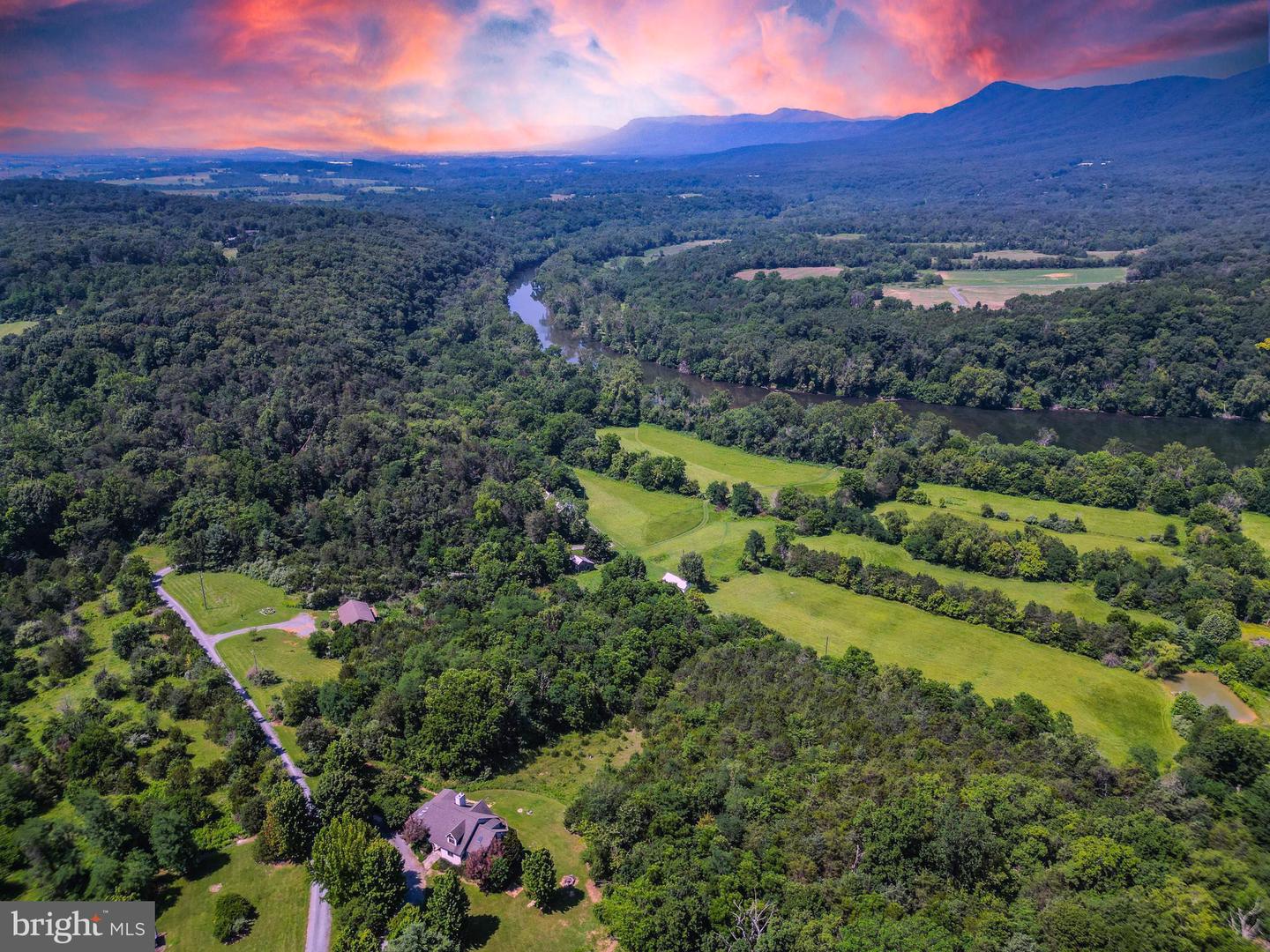 522 Star View Lane, Rileyville, VA 22650