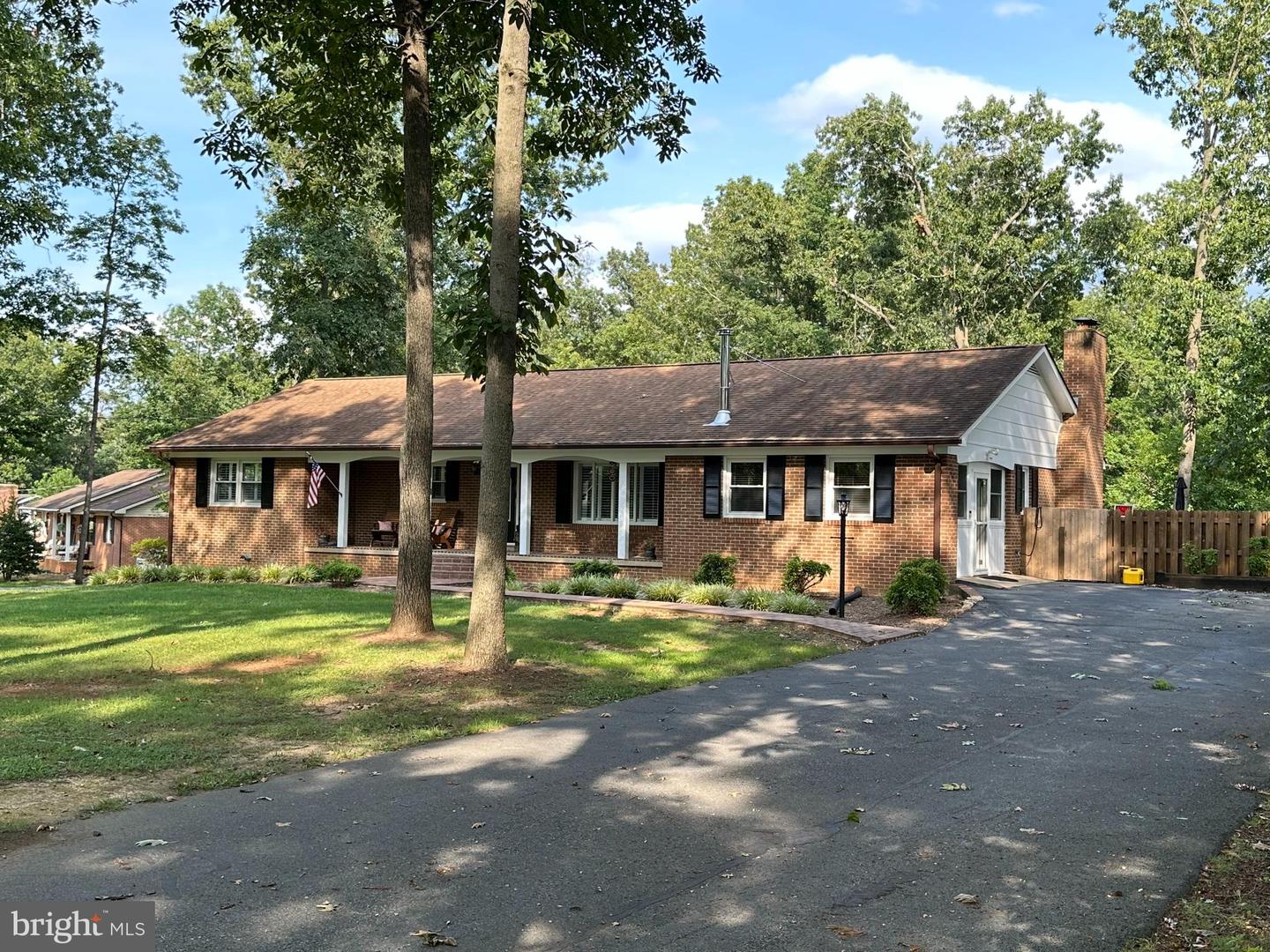 579 Circle View Rd — photo