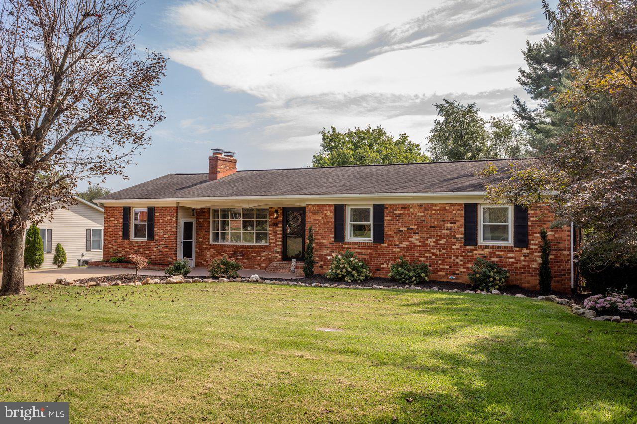 23 Greenfield Rd — photo