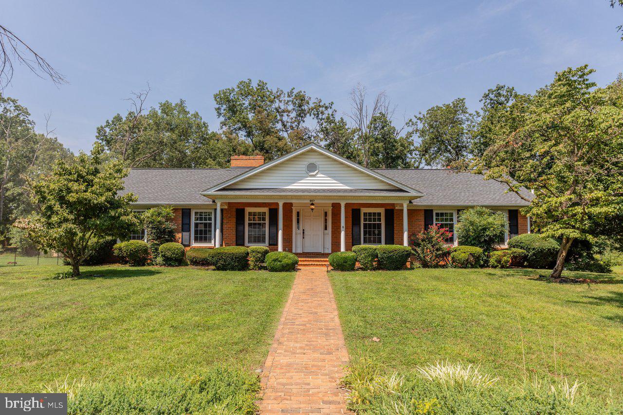 207 Circle View Rd — photo