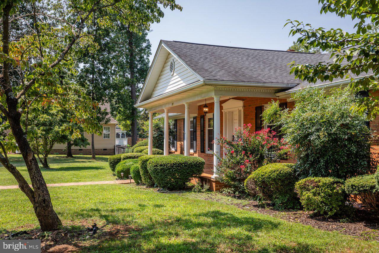 207 Circle View Road, Luray, VA 22835 — photo 2