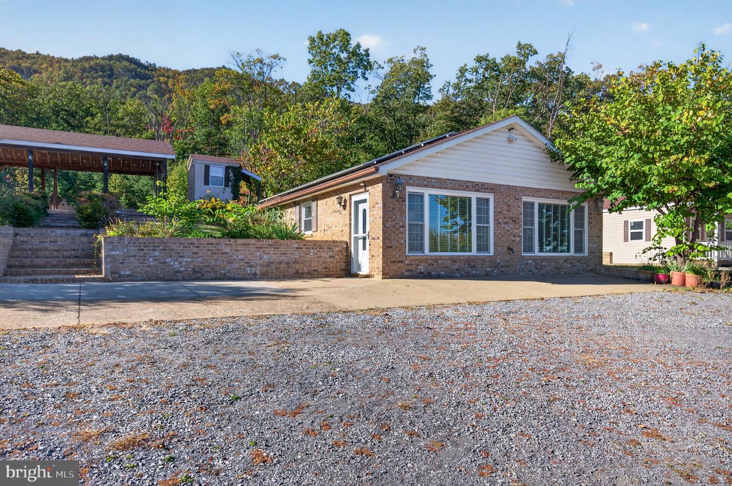 388 Level Hill Rd — photo