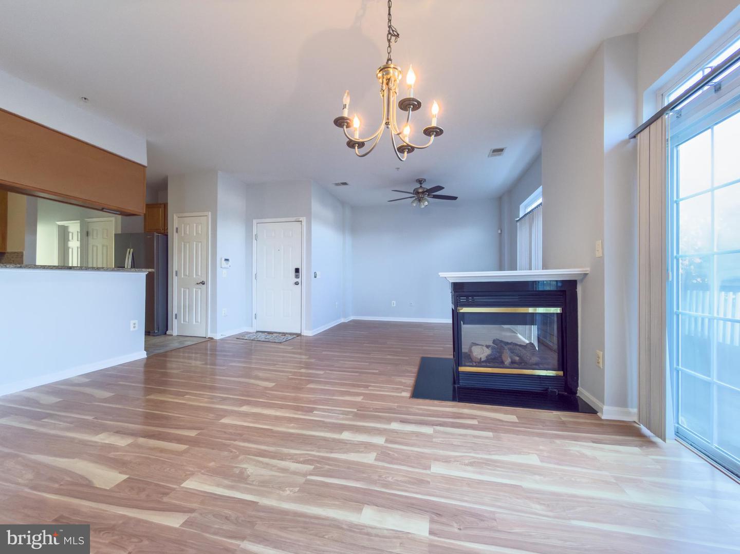 1832 Cedar Cove Way #2-4B — photo