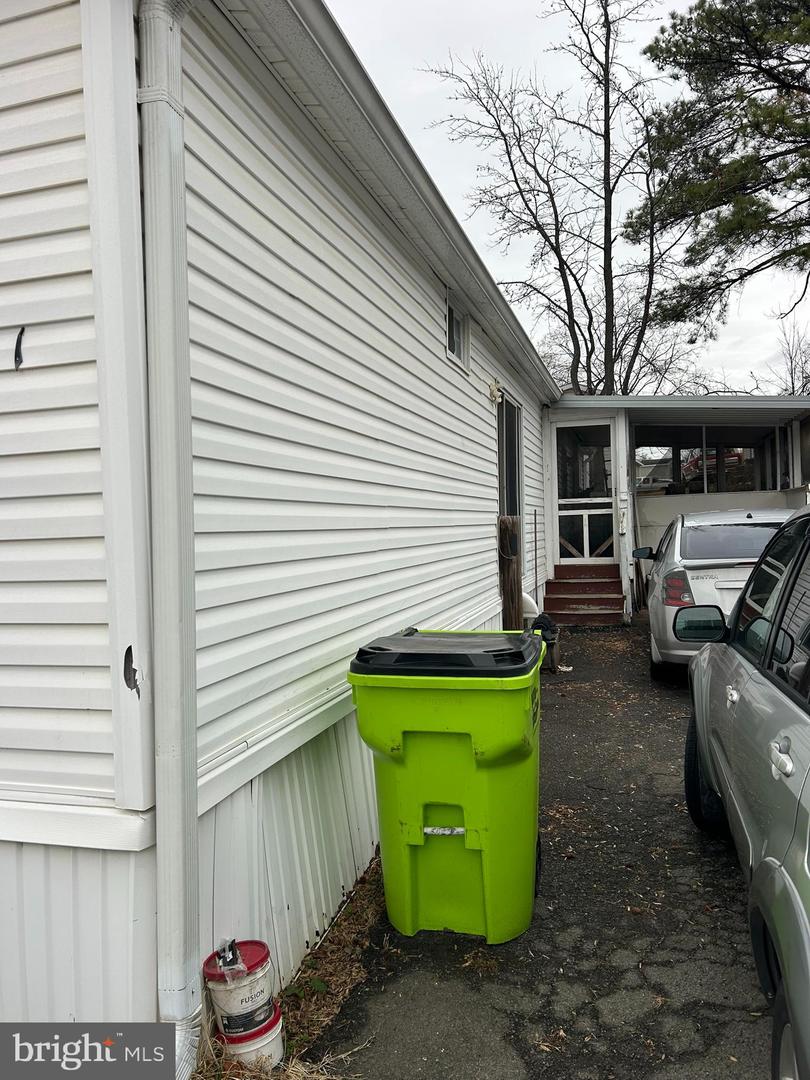 101 Dumfries Dr #101 — photo