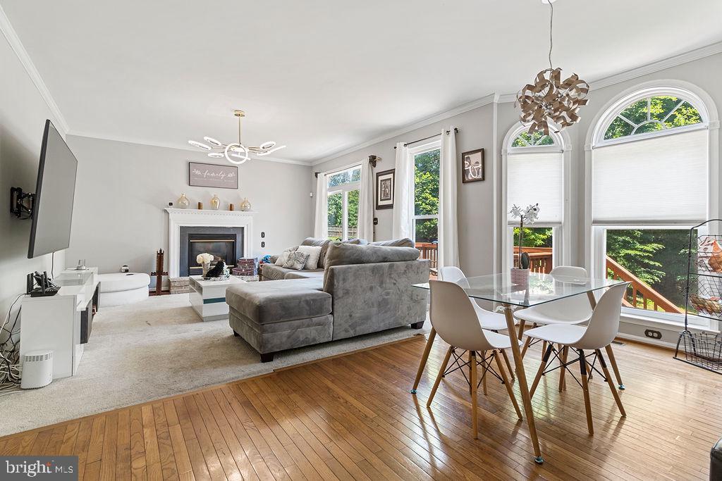5886 Rhode Island Dr — photo