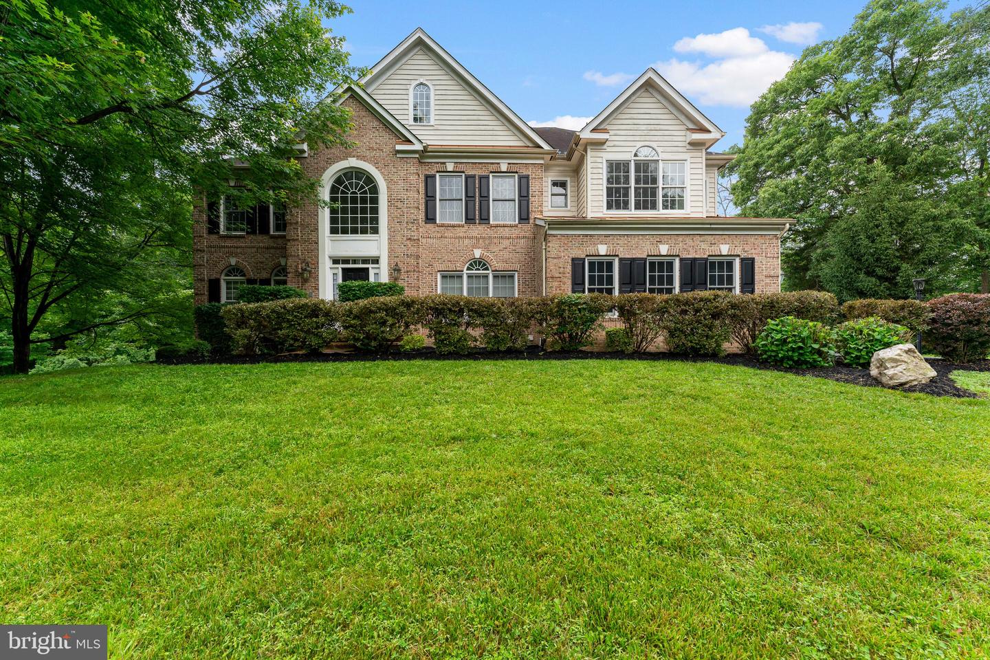 7412 Kallenburg Ct — photo