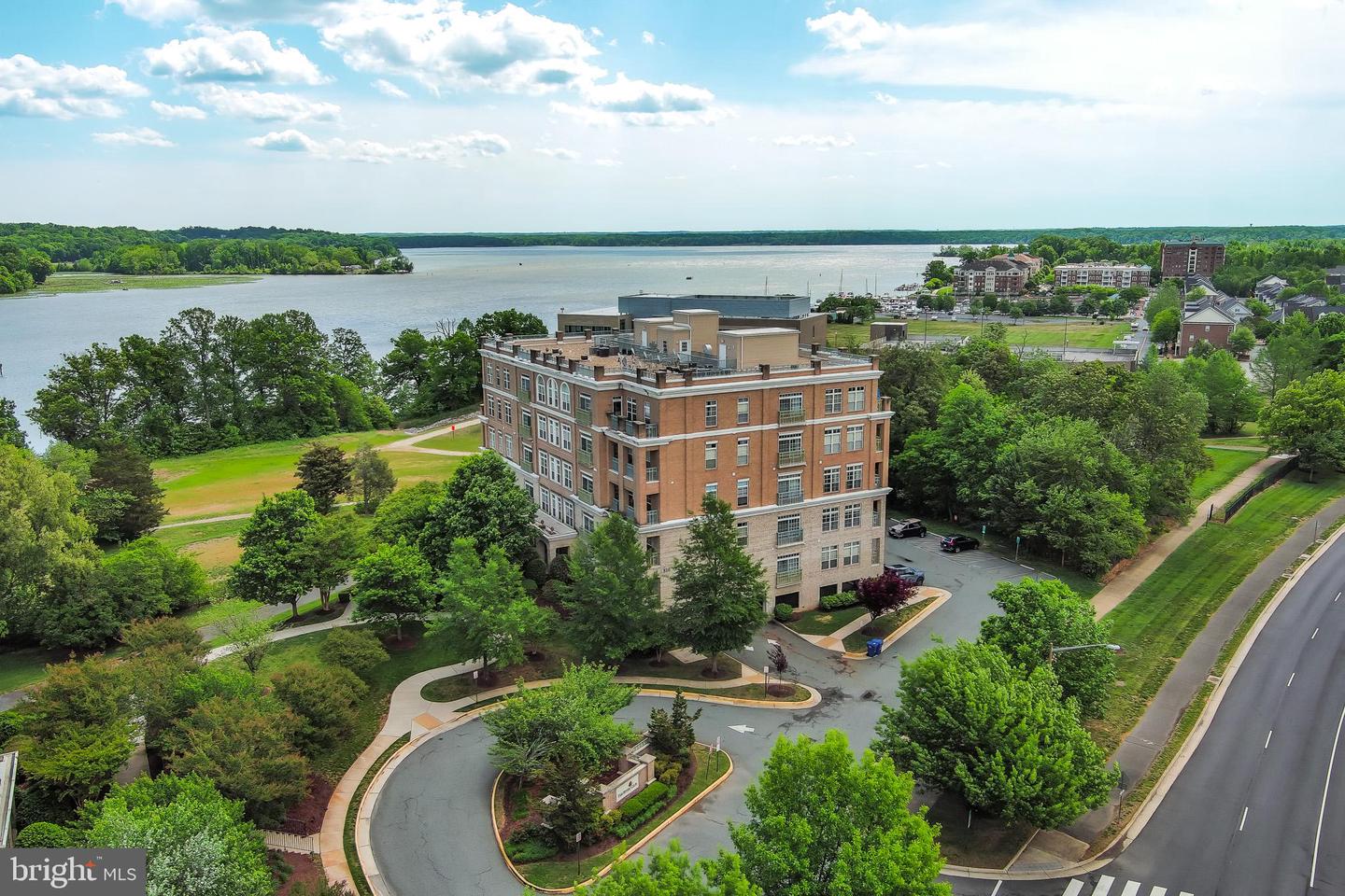 810 Belmont Bay Dr #302 — photo