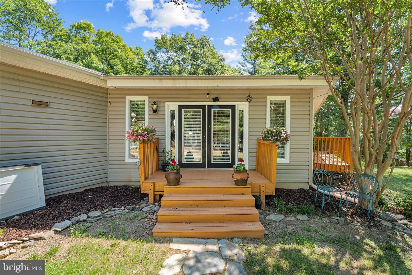 1810 RIDGE ROAD, HAYMARKET VA 20169 — photo 2