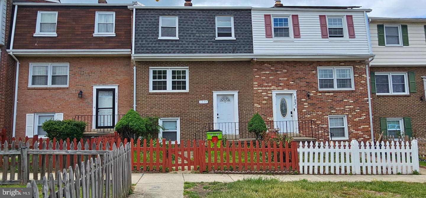 1533 Fort Sumter Ct — photo