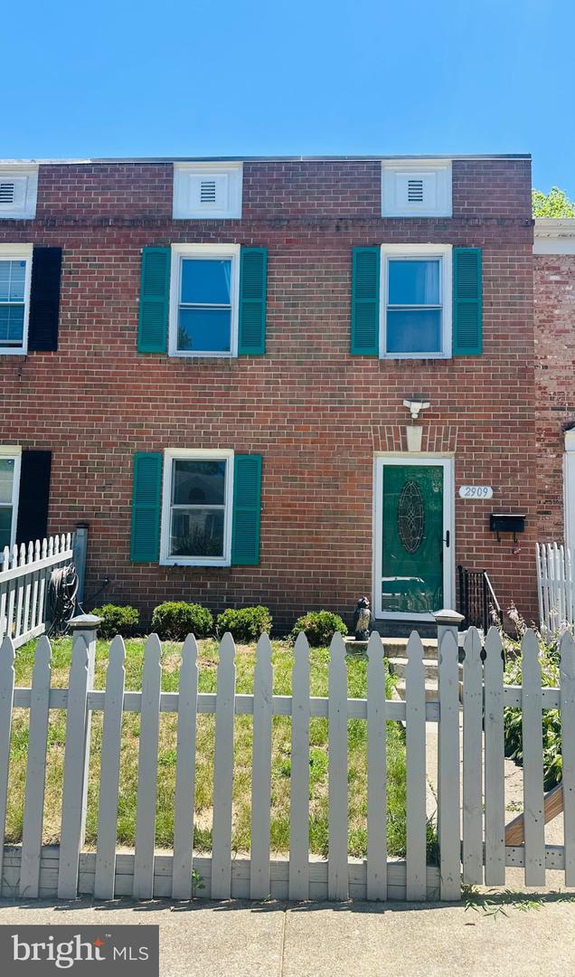 2909 Wetherburn Ct — photo